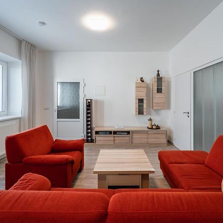Apartment Yogiam Slavkov u Brna Exterior photo